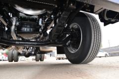 福田 奥铃大黄蜂PLUS 220马力 6.8米排半仓栅式载货车(国六)(BJ5188CCYKPFK-AD1)