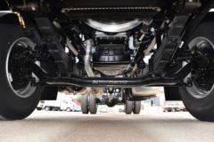 福田 奥铃大黄蜂PLUS 220马力 6.8米排半仓栅式载货车(国六)(BJ5188CCYKPFK-AD1)