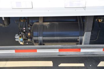 江西五十铃 翼放EC7 116马力 4X2 4.1米冷藏车(拓路星牌)(TLV5043XLC-D1)图片