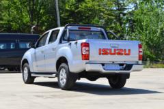 江西五十铃 瑞迈 2.5T柴油 143马力 手动两驱 标轴双排皮卡