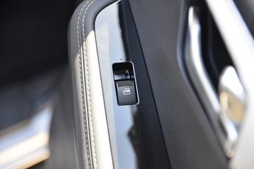 ������ʮ�� ���� 2.5T���� 143���� �ֶ����� ����˫��Ƥ��ͼƬ