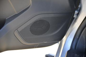 ������ʮ�� ���� 2.5T���� 143���� �ֶ����� ����˫��Ƥ��ͼƬ