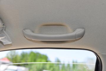 ������ʮ�� ���� 2.5T���� 143���� �ֶ����� ����˫��Ƥ��ͼƬ