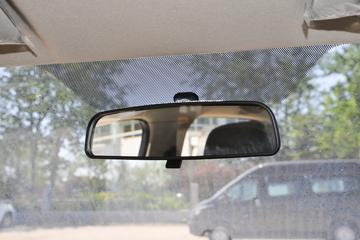 ������ʮ�� ���� 2.5T���� 143���� �ֶ����� ����˫��Ƥ��ͼƬ