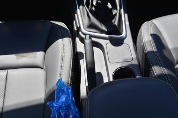 ������ʮ�� ���� 2.5T���� 143���� �ֶ����� ����˫��Ƥ��ͼƬ