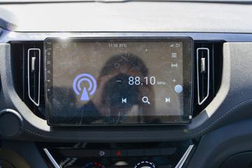 ������ʮ�� ���� 2.5T���� 143���� �ֶ����� ����˫��Ƥ��ͼƬ