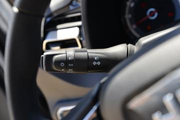 ������ʮ�� ���� 2.5T���� 143���� �ֶ����� ����˫��Ƥ��ͼƬ