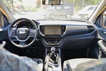 ������ʮ�� ���� 2.5T���� 143���� �ֶ����� ����˫��Ƥ��ͼƬ