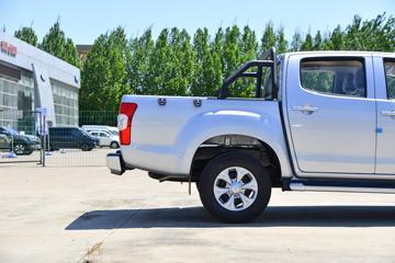 ������ʮ�� ���� 2.5T���� 143���� �ֶ����� ����˫��Ƥ��ͼƬ