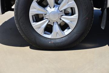 ������ʮ�� ���� 2.5T���� 143���� �ֶ����� ����˫��Ƥ��ͼƬ