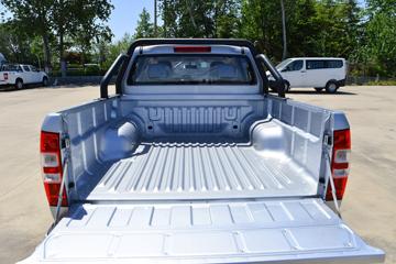 ������ʮ�� ���� 2.5T���� 143���� �ֶ����� ����˫��Ƥ��ͼƬ