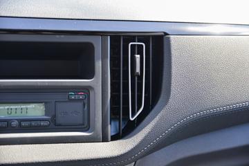 ������ʮ�� ���� 2023�� 2.5T���� 143���� �ֶ����� ����˫��Ƥ��ͼƬ