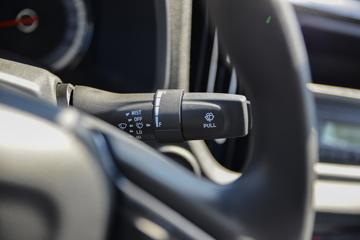 ������ʮ�� ���� 2023�� 2.5T���� 143���� �ֶ����� ����˫��Ƥ��ͼƬ