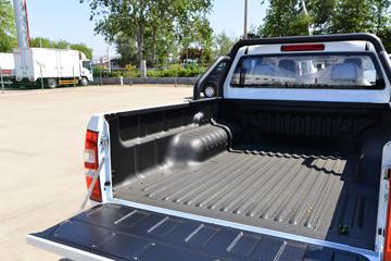 ������ʮ�� ���� 2023�� 2.5T���� 143���� �ֶ����� ����˫��Ƥ��ͼƬ