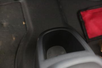 ���� ����V1 2.8T 3.2�׵��Ŵ��綯����΢��38.6kWhͼƬ