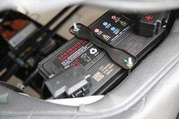 ���� ����V1 2.8T 3.2�׵��Ŵ��綯����΢��38.6kWhͼƬ