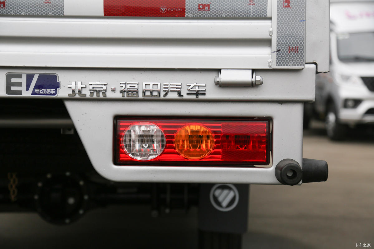  V1 2.8T 3.2׵Ŵ綯΢38.6kWhװ