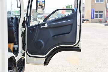 ��� J6F���� 137���� 4.16�׵�����ʽ�Ῠ(����)(CA5040XXYP40K61L2E6A84)ͼƬ