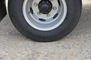 ��� J6F���� 137���� 4.16�׵�����ʽ�Ῠ(����)(CA5040XXYP40K61L2E6A84)ͼƬ