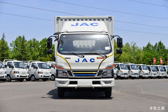 ���� ����V5 4.5T 3.7�׵��Ŵ��綯��ʽ�Ῠ67kWh