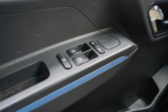 宇通轻卡 4.5T 4.2米单排纯电动厢式轻卡100.46kWh