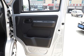 ���� С��X7 ������ 3.5T 3.7�׵��Ŵ��綯����΢��55.7kWhͼƬ