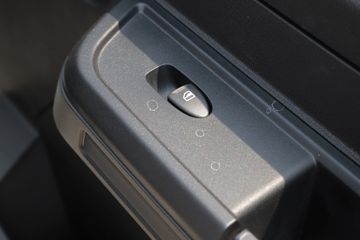 ���� С��X7 ������ 3.5T 3.7�׵��Ŵ��綯����΢��55.7kWhͼƬ