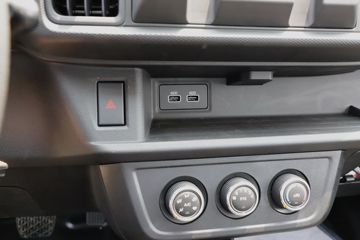 ���� С��X7 ������ 3.5T 3.7�׵��Ŵ��綯����΢��55.7kWhͼƬ