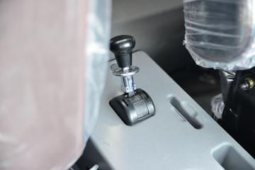 ���� ˧��Q6 ���ʰ� 160���� 4.18�׵��������Ῠ(����)ͼƬ