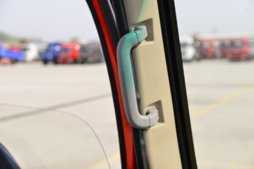 ����ʮͨ ���� 160���� 4X2 4����ж��(��ʿ��8��)ͼƬ