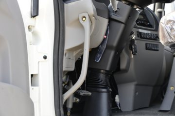 ����ʮͨ ��� 245���� 4X4 4.5����ж��(STQ2186L07Y3E6)ͼƬ