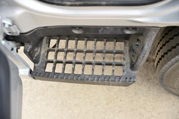 福田 欧马可S3 160马力 4.17米单排仓栅式轻卡(国六)(BJ5048CCY-FM8)驾驶室图片