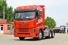 青岛解放 JH6重卡 领航版 550马力 6X4 AMT自动档牵引车(国六)(CA4259P25K15T1E6A80)