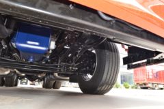 青岛解放 JH6重卡 领航版 550马力 6X4 AMT自动档牵引车(国六)(CA4259P25K15T1E6A80)