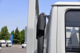 骏铃E3&nbsp;载货车底盘                                                图片