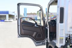 解放 领途 160马力 4.16米单排厢式轻卡(万里扬6档)