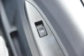 虎V&nbsp;平板运输车驾驶室图片