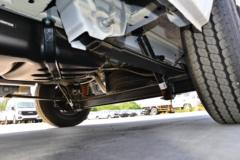 江铃汽车 新全顺 122马力 6座 2.0T柴油 6档手动 短轴低顶多用途乘用车(国六)