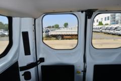 江铃汽车 新全顺 122马力 6座 2.0T柴油 6档手动 短轴低顶多用途乘用车(国六)