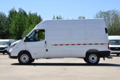 江铃汽车 特顺 122马力 3座 2.8T柴油 高顶封闭货车(国六)