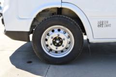 江铃汽车 特顺 122马力 3座 2.8T柴油 高顶封闭货车(国六)