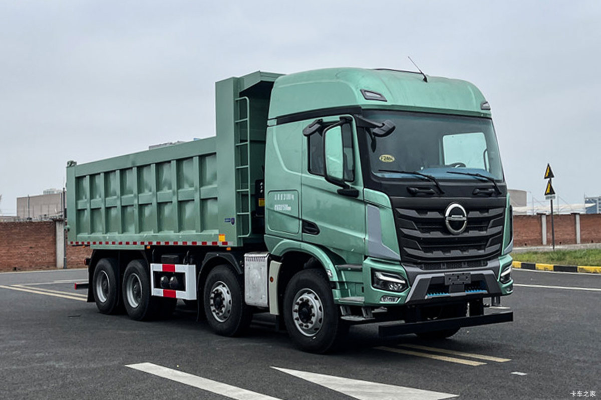 北京重卡 追梦 440马力 8X4 8.4米AMT自动档自卸车(国六)