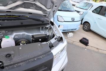 ����С�� D71 LV0 2.0L 142���� ���� 3.4�׵�������΢��(����)ͼƬ