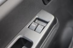 东风小康 D71 LV0 2.0L 142马力 汽油 3.4米单排栏板微卡(国六)(DXK1031TK6HL)