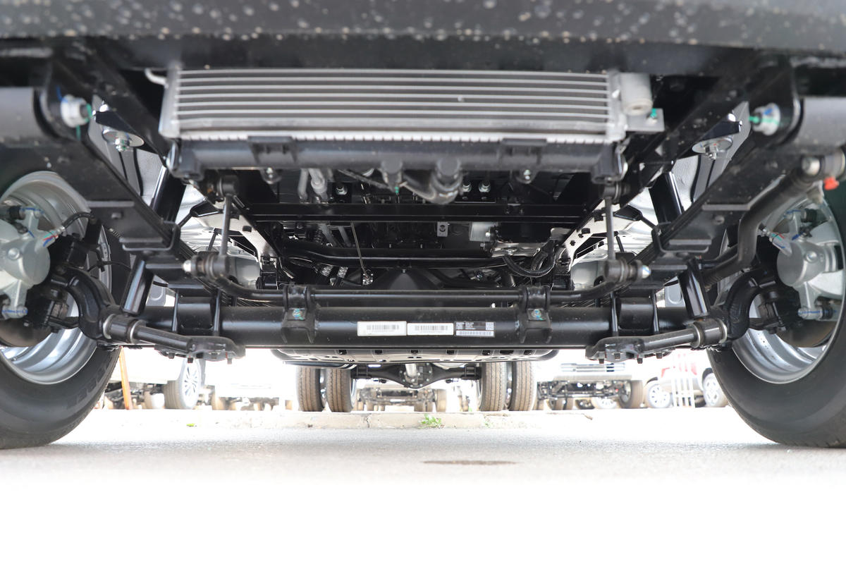 东风小康D72微卡解析 122马力国六动力+2.6米货箱 短途创富首选