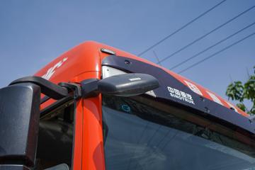 �й����� HOWO TX 270���� 4X2 �Զ����ʻ�ˮ��Ʒ���䳵(�������)(YXA5180TSC30)ͼƬ