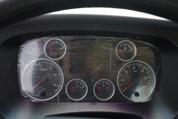 �й����� HOWO TX 270���� 4X2 �Զ����ʻ�ˮ��Ʒ���䳵(�������)(YXA5180TSC30)ͼƬ