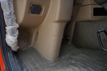 �й����� HOWO TX 270���� 4X2 �Զ����ʻ�ˮ��Ʒ���䳵(�������)(YXA5180TSC30)ͼƬ