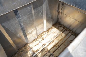 �й����� HOWO TX 270���� 4X2 �Զ����ʻ�ˮ��Ʒ���䳵(�������)(YXA5180TSC30)ͼƬ