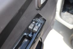 福田 祥菱M2 豪华型 1.6L 122马力 汽油 3.7米单排翼开启厢式微卡(国六)(BJ5032XYK5JV5-01)